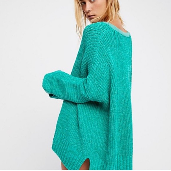 Free People oversized green knit v-neck sweater size medium/large M/L - Picture 2 of 8